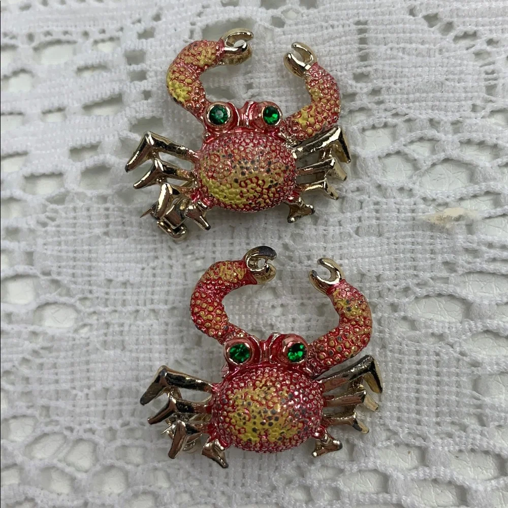 Vintage Colorful Crab pins brooches Pink Gold Mobile arms Green Eyes